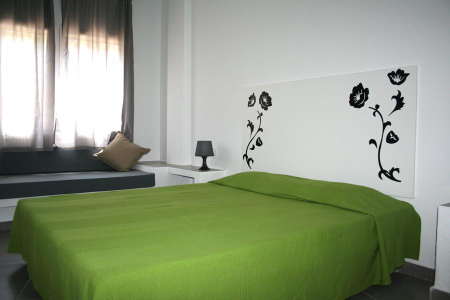 Apartaments La Riera Roses Bilik gambar
